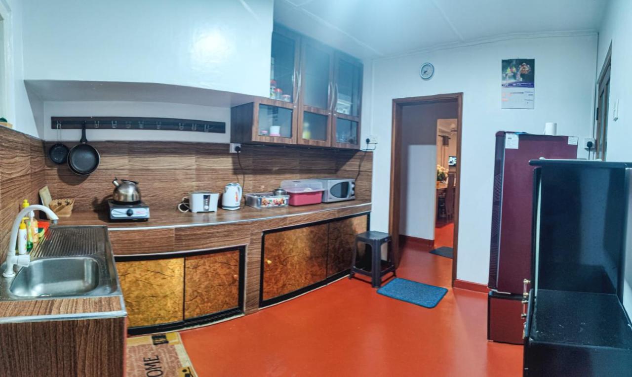 Kpl Holiday Homes Гаттон Екстер'єр фото