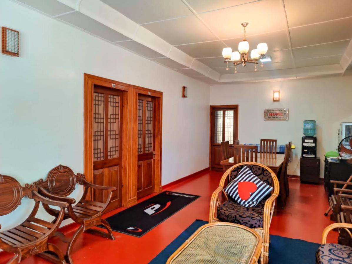 Kpl Holiday Homes Гаттон Екстер'єр фото