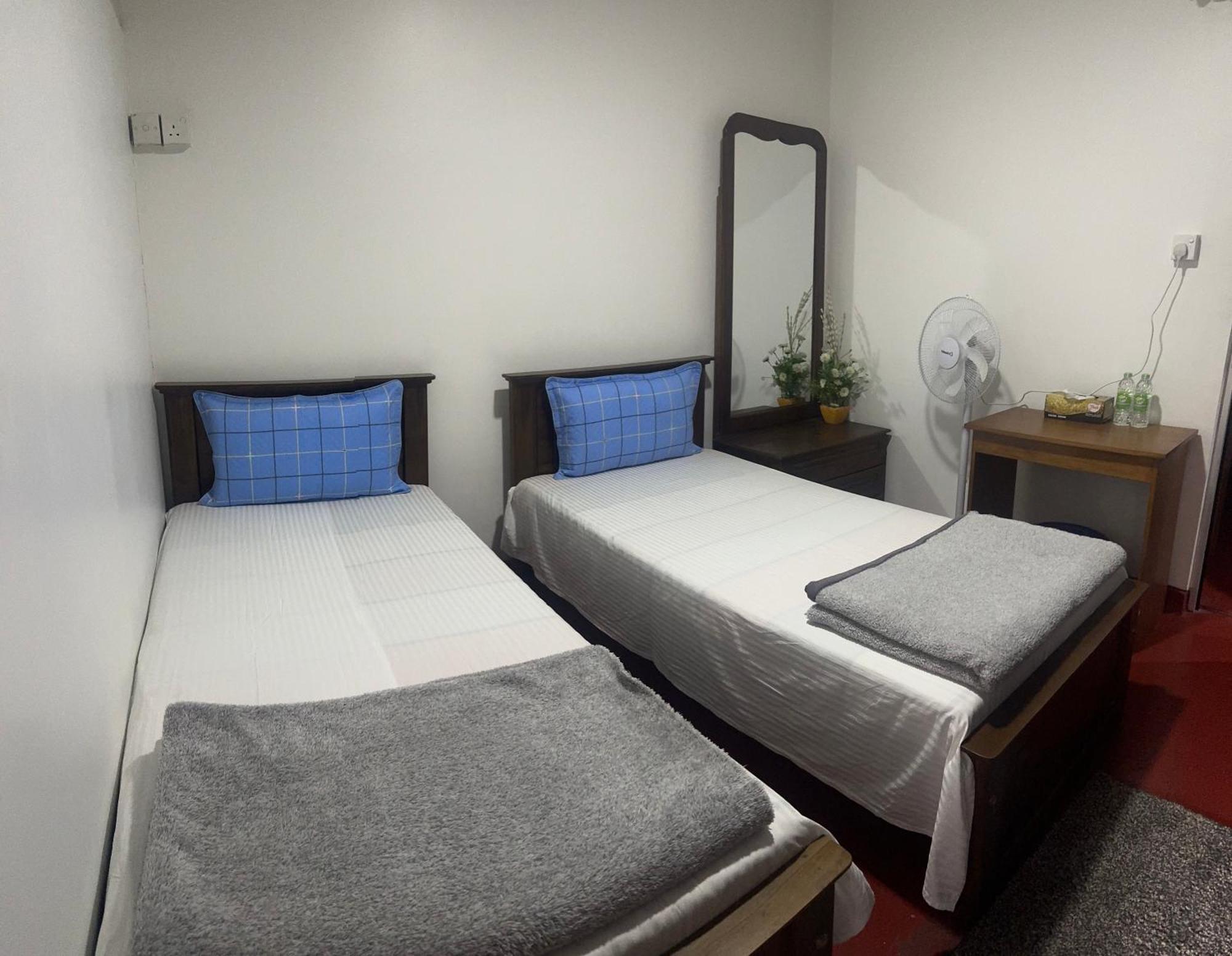 Kpl Holiday Homes Гаттон Екстер'єр фото